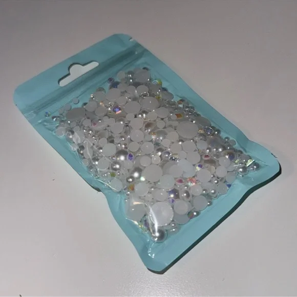 3800pcs FLAT-BACK PEARLS & RHINESTONE - Picture 2 of 3